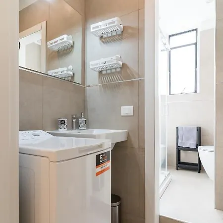 Apartment Maya Loreto Milan Exterior photo